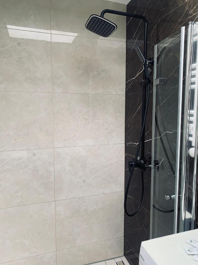 Ferienwohnung-Weinstadt Esterno foto