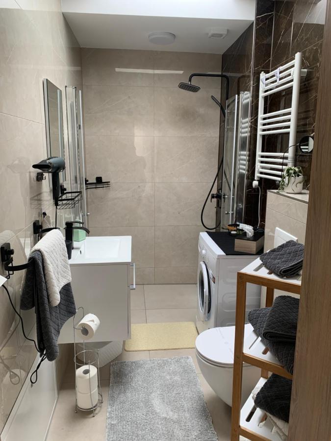 Ferienwohnung-Weinstadt Esterno foto